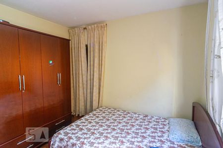 Casa à venda com 120m², 4 quartos e 2 vagasQuarto 2