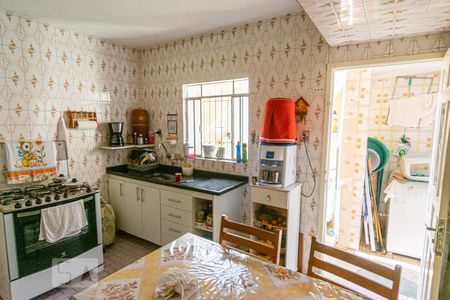 Casa à venda com 120m², 4 quartos e 2 vagasCozinha