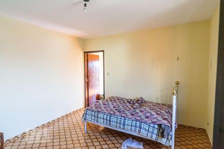 Casa à venda com 120m², 4 quartos e 2 vagasQuarto 1