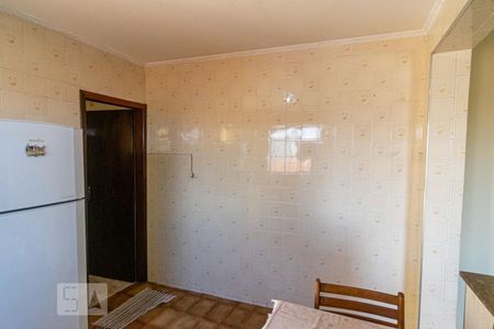 Casa à venda com 120m², 4 quartos e 2 vagasCozinha