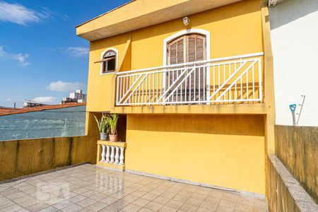 Casa à venda com 120m², 4 quartos e 2 vagasVaranda