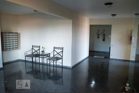 Hall de Entrada de apartamento para alugar com 2 quartos, 115m² em Vila Morse, São Paulo