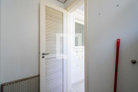 Apartamento à venda com 73m², 2 quartos e 1 vagaBanheiro de serviço
