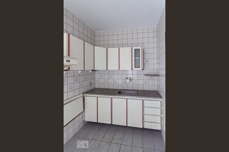 Apartamento à venda com 85m², 3 quartos e 2 vagasCozinha - Armários