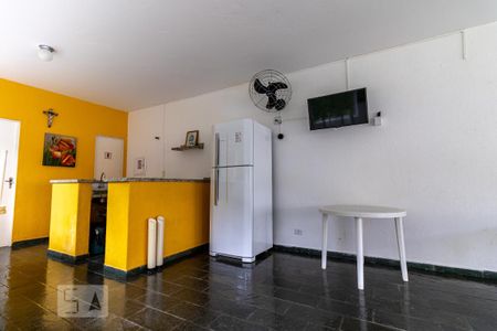 Apartamento para alugar com 45m², 2 quartos e 1 vaga Apartamento para alugar com 45m², 2 quartos e 1 vagaÁrea comum - Salão de festas