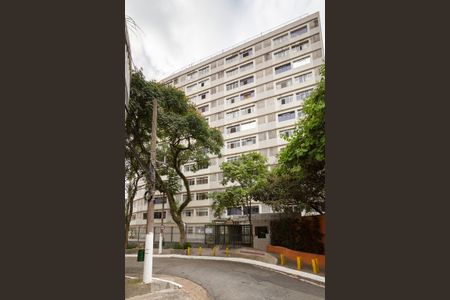 Apartamento à venda com 50m², 1 quarto e sem vaga Apartamento à venda com 50m², 1 quarto e sem vagaFachada
