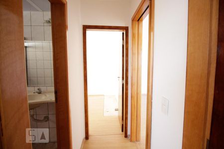 Corredor de apartamento para alugar com 2 quartos, 62m² em Vila Monte Alegre, São Paulo