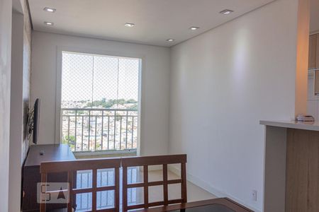 Sala de apartamento para alugar com 2 quartos, 50m² em Jardim Henriqueta, Taboão da Serra