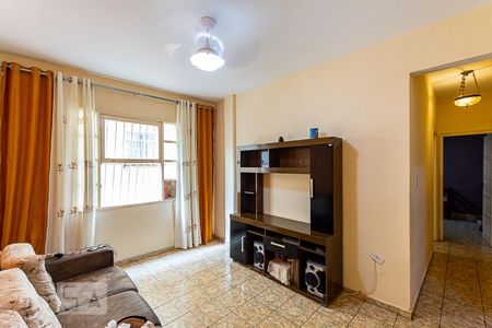 Sala de apartamento para alugar com 3 quartos, 70m² em Santa Rosa, Niterói