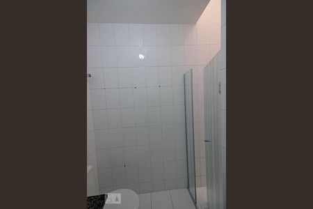 Casa de condomínio para alugar com 110m², 3 quartos e 2 vagasBanheiro da Suíte