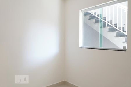 Quarto 01 de apartamento para alugar com 2 quartos, 38m² em Vila Ré, São Paulo