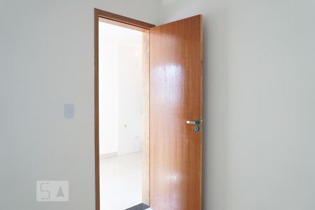 Quarto 01 de apartamento para alugar com 2 quartos, 38m² em Vila Ré, São Paulo