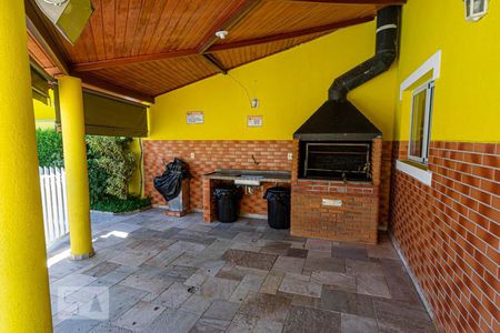 Casa de condomínio à venda com 100m², 4 quartos e 2 vagas Casa de condomínio à venda com 100m², 4 quartos e 2 vagasÁrea comum