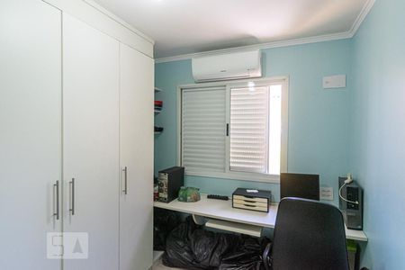 Casa de condomínio à venda com 100m², 4 quartos e 2 vagas Casa de condomínio à venda com 100m², 4 quartos e 2 vagasQuarto 1