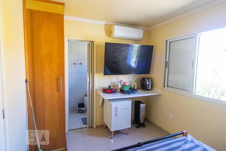 Casa de condomínio à venda com 100m², 4 quartos e 2 vagas Casa de condomínio à venda com 100m², 4 quartos e 2 vagasSuíte
