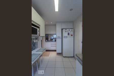 Apartamento para alugar com 144m², 3 quartos e 3 vagasCozinha