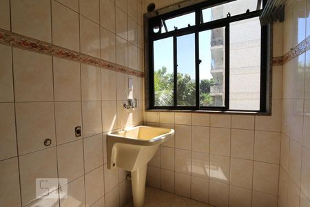 Apartamento à venda com 178m², 4 quartos e 2 vagasDetalhe da area de serviço