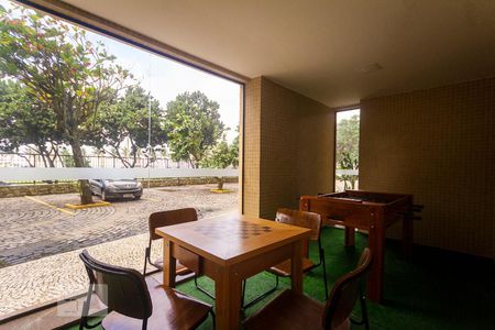 Apartamento à venda com 123m², 3 quartos e 2 vagas Apartamento à venda com 123m², 3 quartos e 2 vagasSala de Jogos