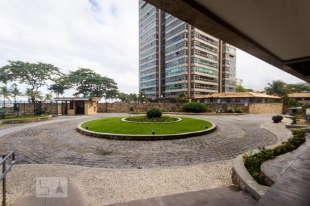Apartamento à venda com 123m², 3 quartos e 2 vagas Apartamento à venda com 123m², 3 quartos e 2 vagasEntrada