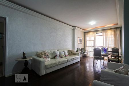 Apartamento à venda com 123m², 3 quartos e 2 vagas Apartamento à venda com 123m², 3 quartos e 2 vagasSala