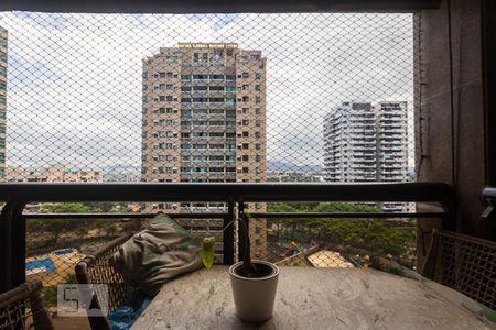 Varanda de apartamento à venda com 3 quartos, 123m² em Barra da Tijuca, Rio de Janeiro