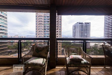 Apartamento à venda com 123m², 3 quartos e 2 vagas Apartamento à venda com 123m², 3 quartos e 2 vagasVista do Quarto 3