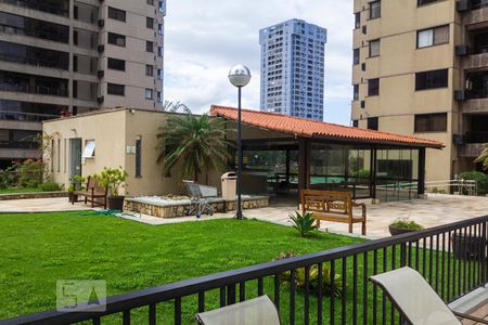 Apartamento à venda com 123m², 3 quartos e 2 vagas Apartamento à venda com 123m², 3 quartos e 2 vagasChurrasqueira