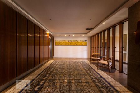 Apartamento à venda com 123m², 3 quartos e 2 vagas Apartamento à venda com 123m², 3 quartos e 2 vagasHall