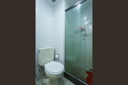 Apartamento à venda com 123m², 3 quartos e 2 vagas Apartamento à venda com 123m², 3 quartos e 2 vagasBanheiro da Suíte