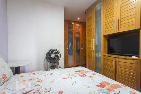 Apartamento à venda com 123m², 3 quartos e 2 vagas Apartamento à venda com 123m², 3 quartos e 2 vagasSuíte