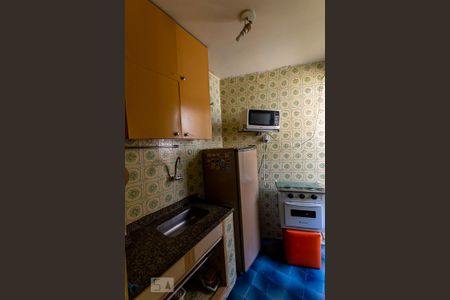 Cozinha de apartamento para alugar com 1 quarto, 48m² em Centro, Niterói