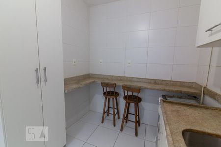 Apartamento para alugar com 115m², 2 quartos e sem vaga Apartamento para alugar com 115m², 2 quartos e sem vagaCozinha