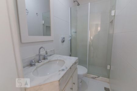 Apartamento para alugar com 115m², 2 quartos e sem vaga Apartamento para alugar com 115m², 2 quartos e sem vagaBanheiro da Suíte