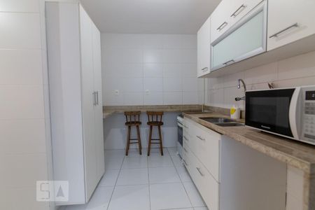 Apartamento para alugar com 115m², 2 quartos e sem vaga Apartamento para alugar com 115m², 2 quartos e sem vagaCozinha