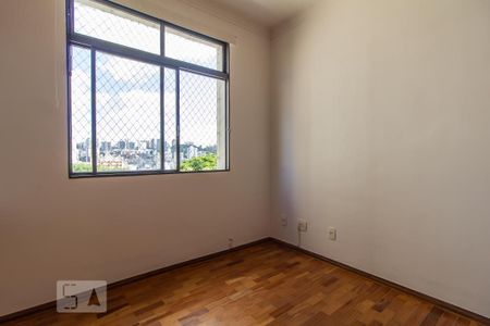 Suíte 1 de apartamento à venda com 2 quartos, 60m² em Santo Antônio, Belo Horizonte