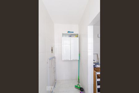 Apartamento à venda com 60m², 2 quartos e 1 vagaÁrea de Serviço