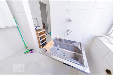 Apartamento à venda com 60m², 2 quartos e 1 vagaÁrea de Serviço