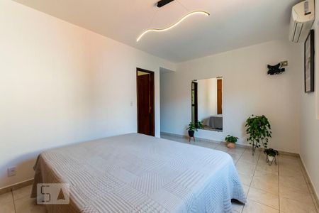 Casa à venda com 200m², 3 quartos e 2 vagas2o. Andar - Suíte 2