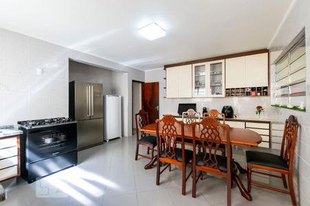 Casa à venda com 200m², 3 quartos e 2 vagas1o. Andar - Cozinha