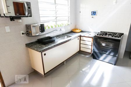 Casa à venda com 200m², 3 quartos e 2 vagas1o. Andar - Cozinha