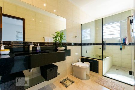 Casa à venda com 200m², 3 quartos e 2 vagas2o. Andar - Suíte 3/ Banheiro