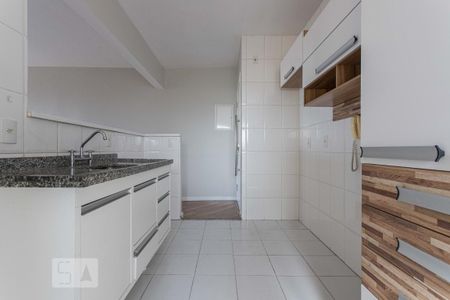 Apartamento para alugar com 74m², 2 quartos e 2 vagas Apartamento para alugar com 74m², 2 quartos e 2 vagasCozinha - Armários