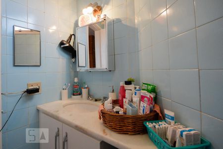 Apartamento à venda com 70m², 2 quartos e 1 vagaBanheiro Suíte