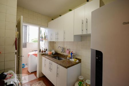 Apartamento à venda com 70m², 2 quartos e 1 vagaCozinha e Área de Serviço