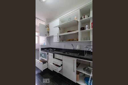 Apartamento à venda com 56m², 2 quartos e 1 vagaCozinha
