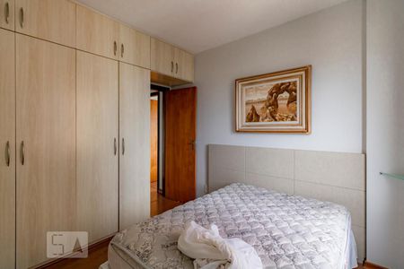 Quarto de apartamento à venda com 2 quartos, 56m² em Horto, Belo Horizonte