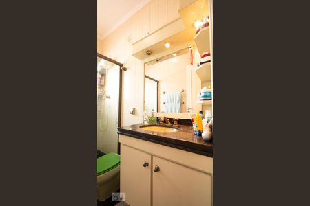 Casa à venda com 115m², 3 quartos e 5 vagasBanheiro da Suíte