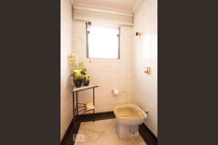 Casa à venda com 115m², 3 quartos e 5 vagasBanheiro