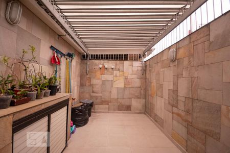 Casa à venda com 115m², 3 quartos e 5 vagasÁrea Externa