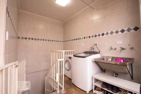 Casa à venda com 115m², 3 quartos e 5 vagasÁrea de Serviço